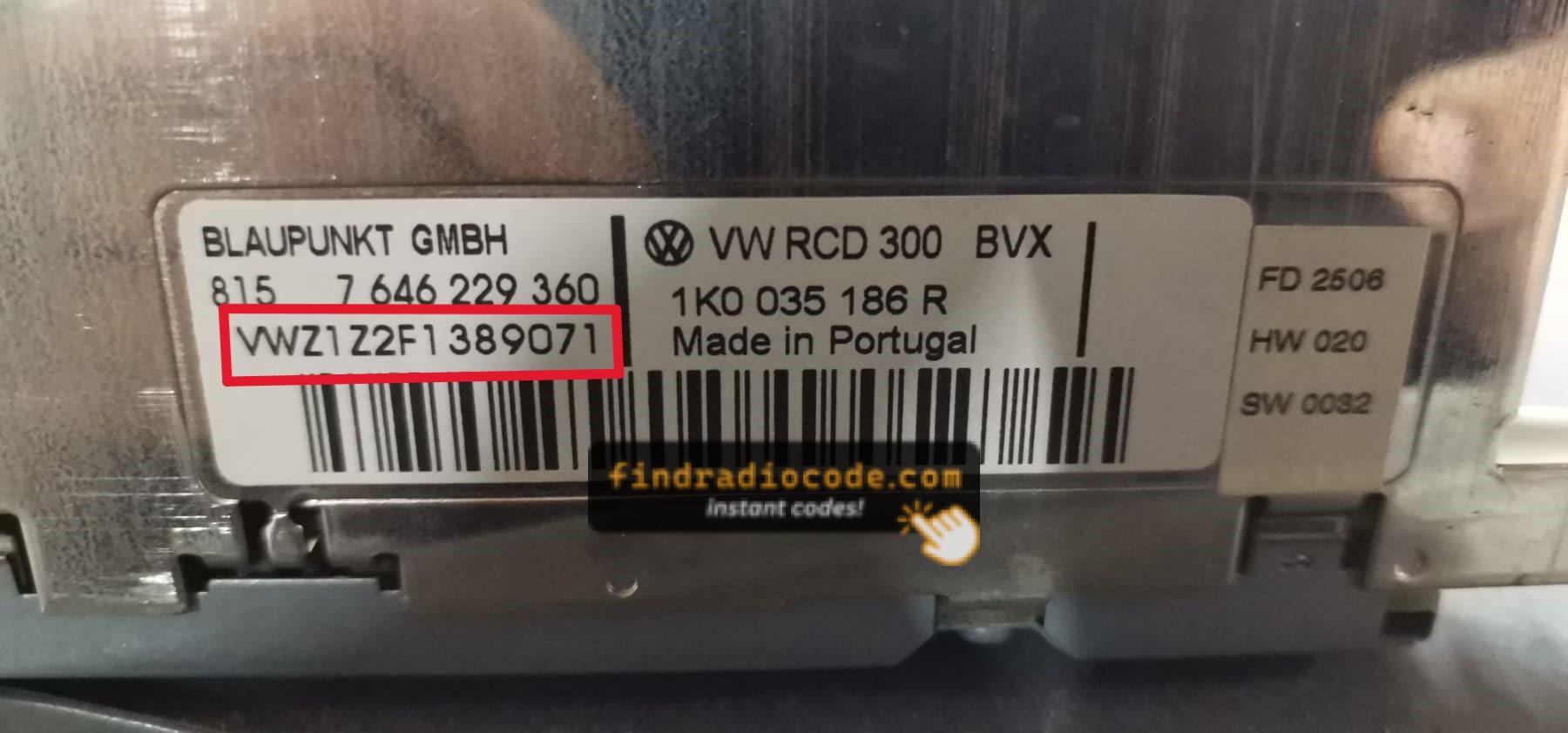 VW RCD300 serial label